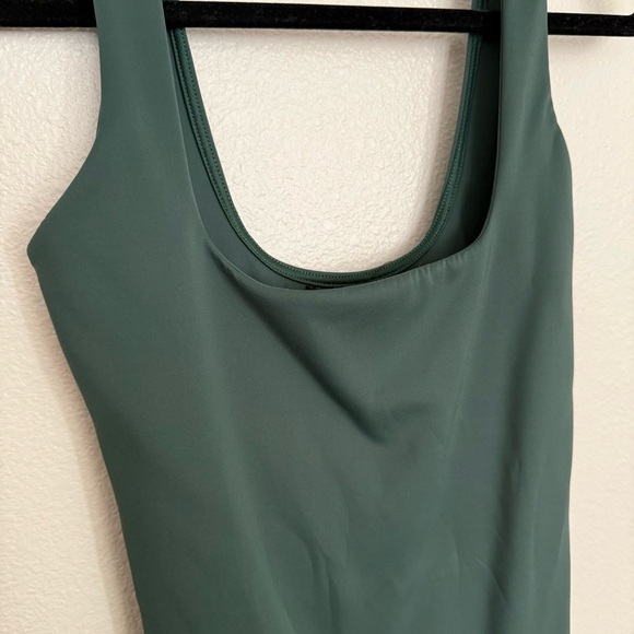 Good American Sculpting Modern Tank Bodysuit - Picture 5 of 7